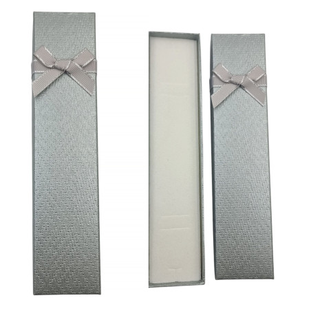 Srebrne pudełko ozdobne na...